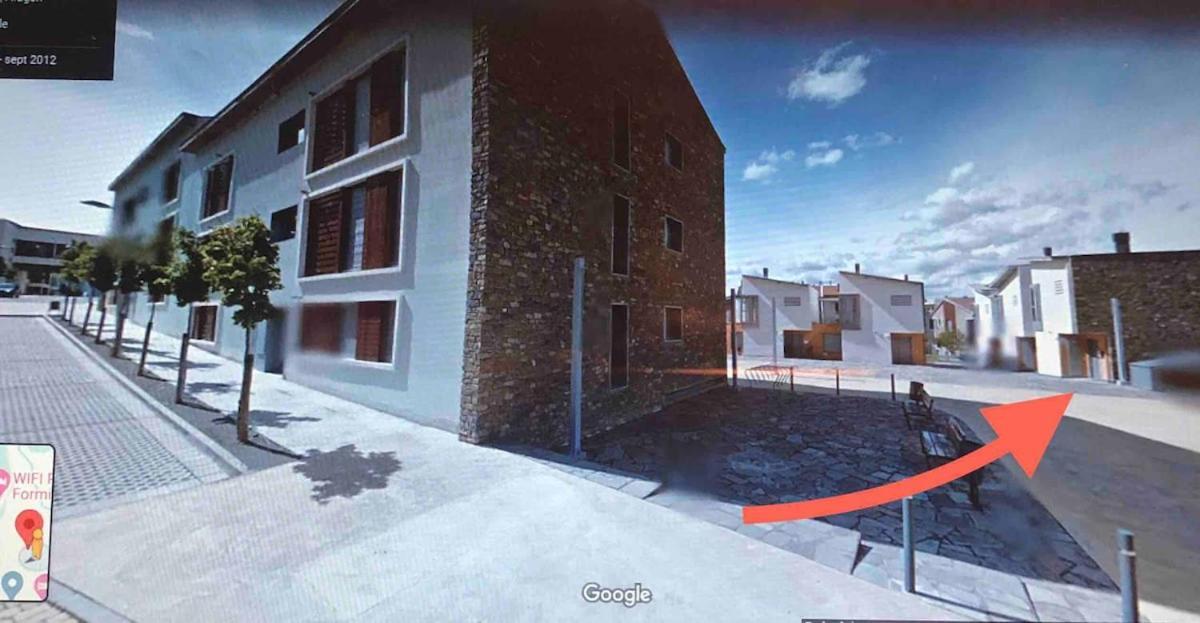 Chalet Adosado Entero, Bbq Y Piscina Comunitaria Sabiñánigo エクステリア 写真