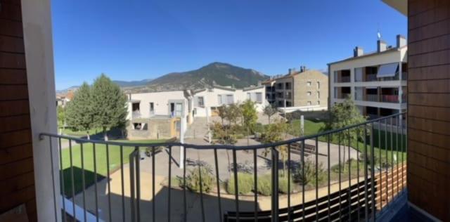 Chalet Adosado Entero, Bbq Y Piscina Comunitaria Sabiñánigo エクステリア 写真